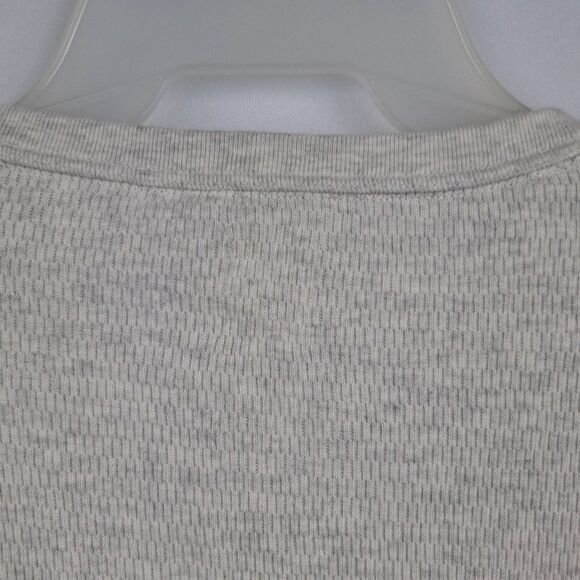Gap Mens henley top NWOT - Picture 8 of 9
